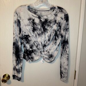 Monochrome Tie-Dye Twist Front Crop Top